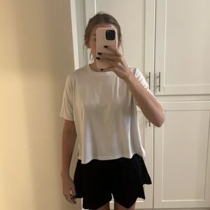 White Short Sleeve 90 Degrees